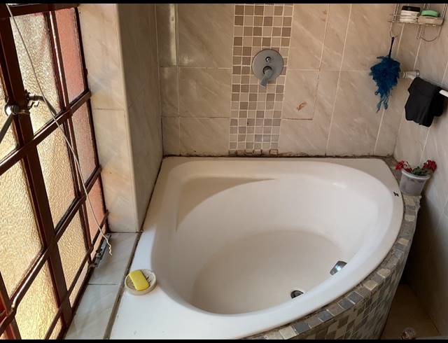 4 BEDROOM HOUSE TO LET IN PROCLAMATION HILL